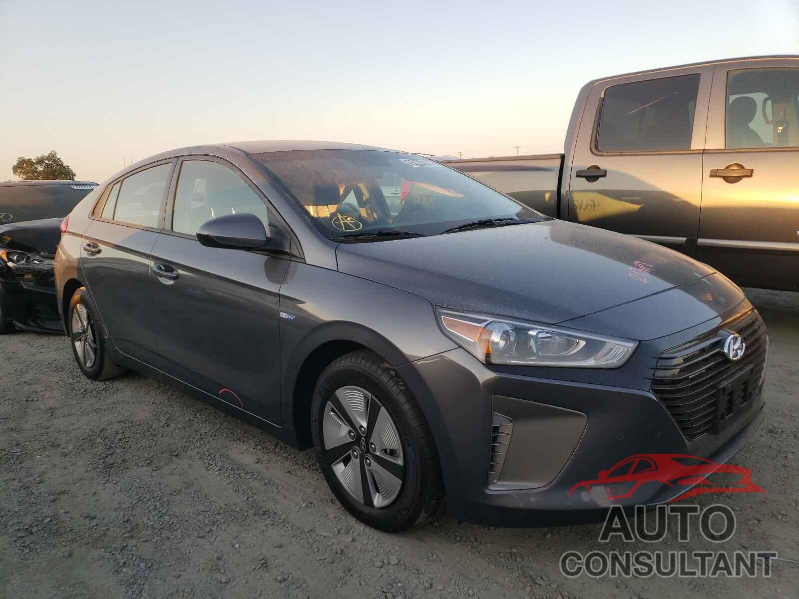 HYUNDAI IONIQ 2019 - KMHC65LC2KU174416