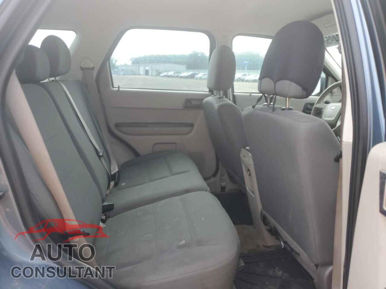 FORD ESCAPE 2010 - 1FMCU0C76AKB22101