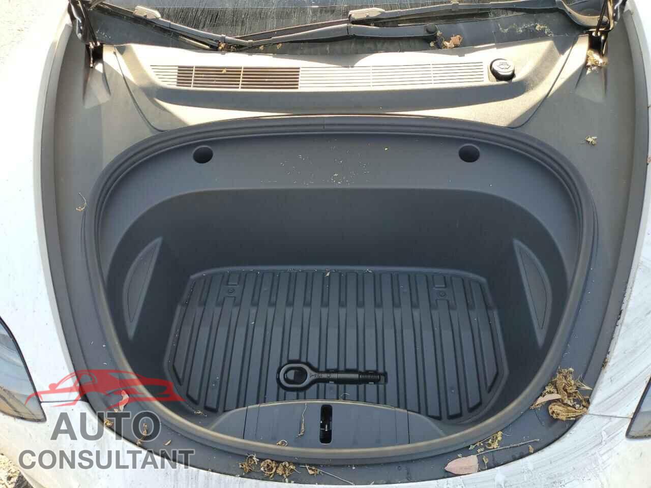 TESLA MODEL 3 2022 - 5YJ3E1EB8NF276384