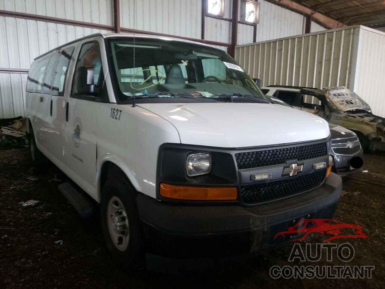 CHEVROLET EXPRESS 2017 - 1GCWGBFG4H1104227