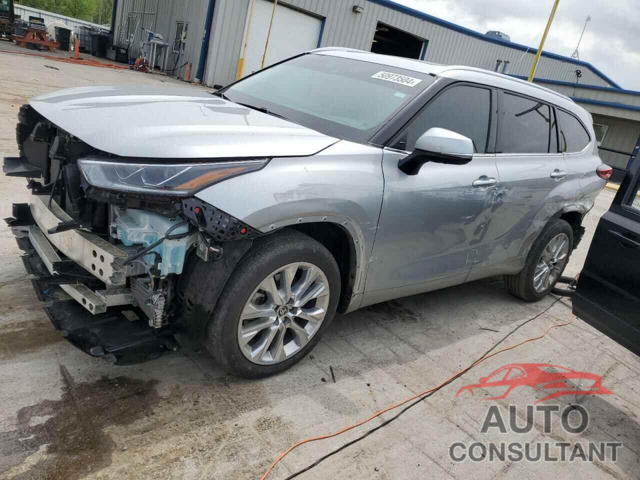 TOYOTA HIGHLANDER 2022 - 5TDDZRBH8NS573666