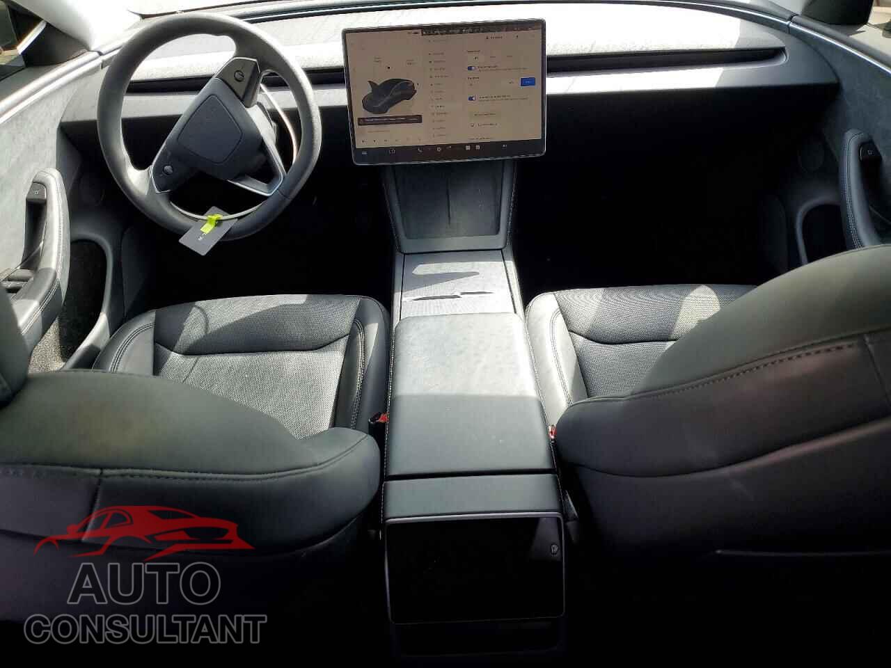 TESLA MODEL 3 2024 - 5YJ3E1EB2RF813529