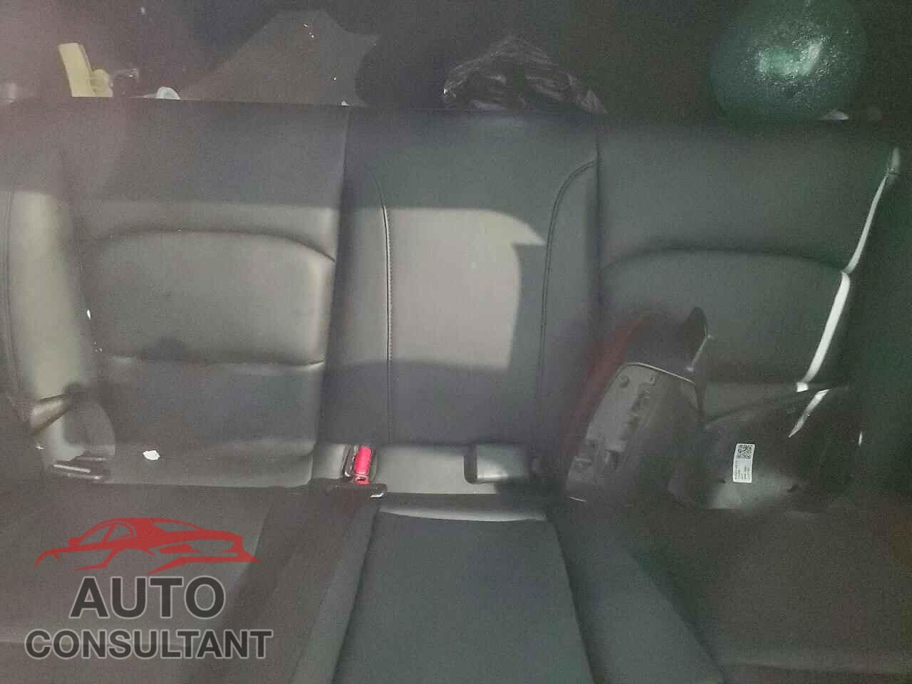 TESLA MODEL 3 2021 - 5YJ3E1EA0MF015949
