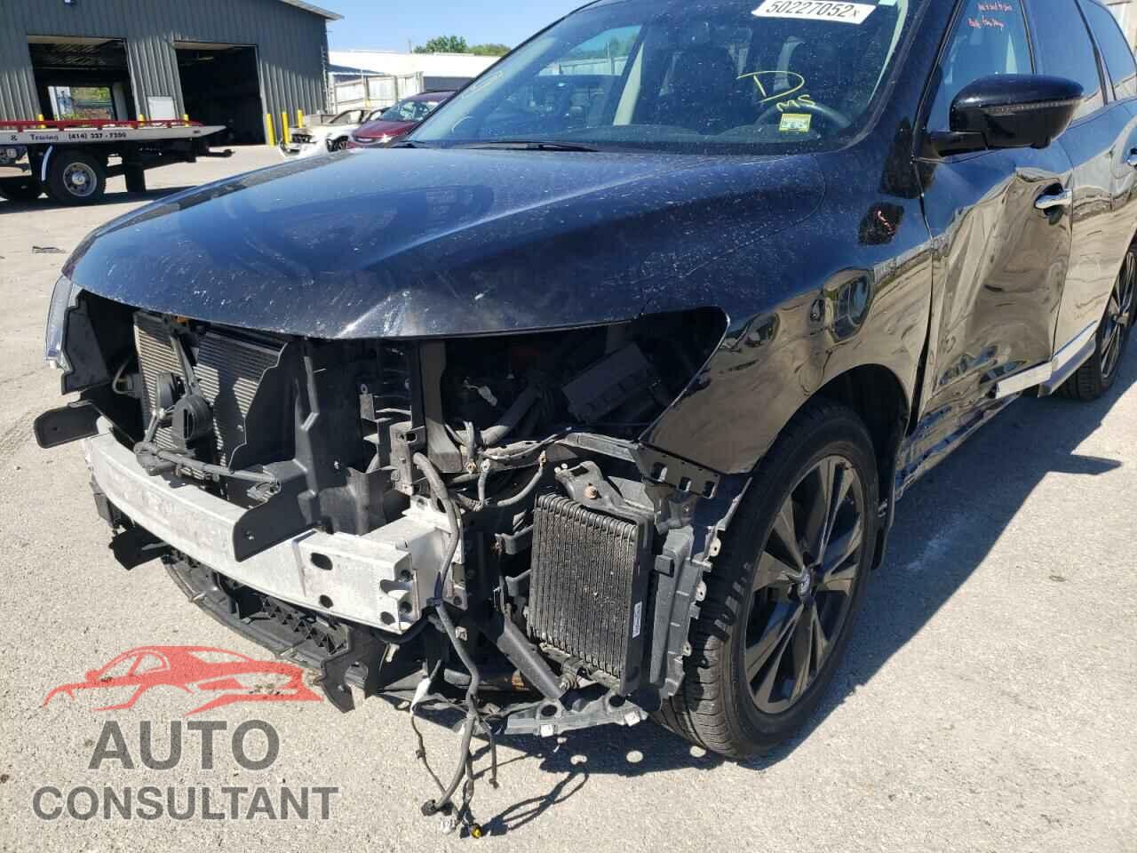 NISSAN PATHFINDER 2017 - 5N1DR2MM0HC907336