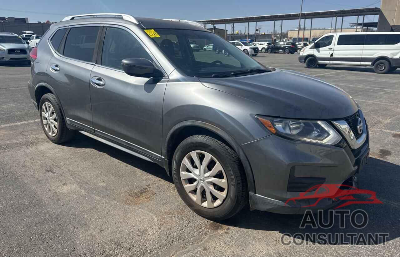 NISSAN ROGUE 2017 - KNMAT2MV6HP553476