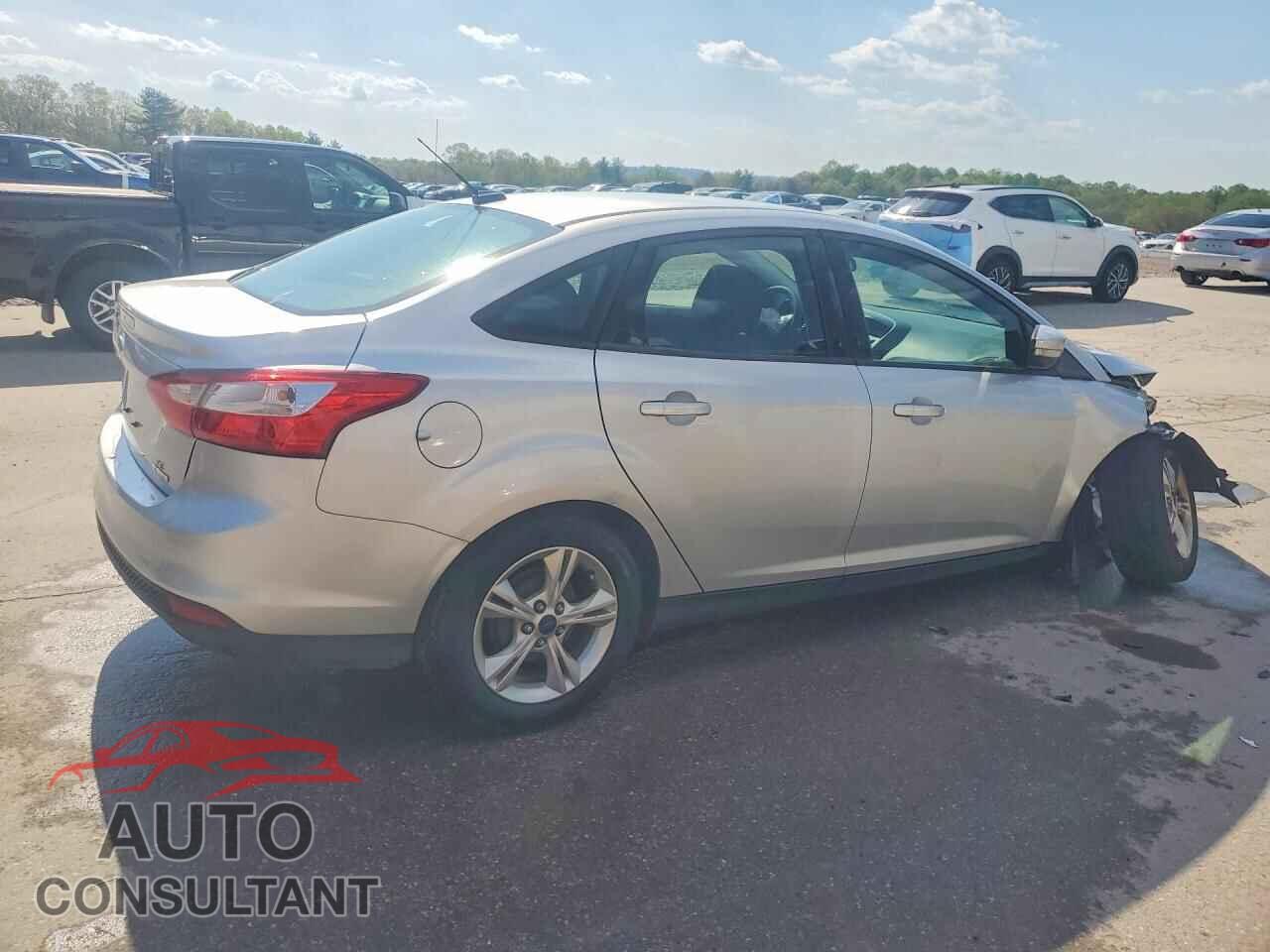 FORD FOCUS 2014 - 1FADP3F20EL204638