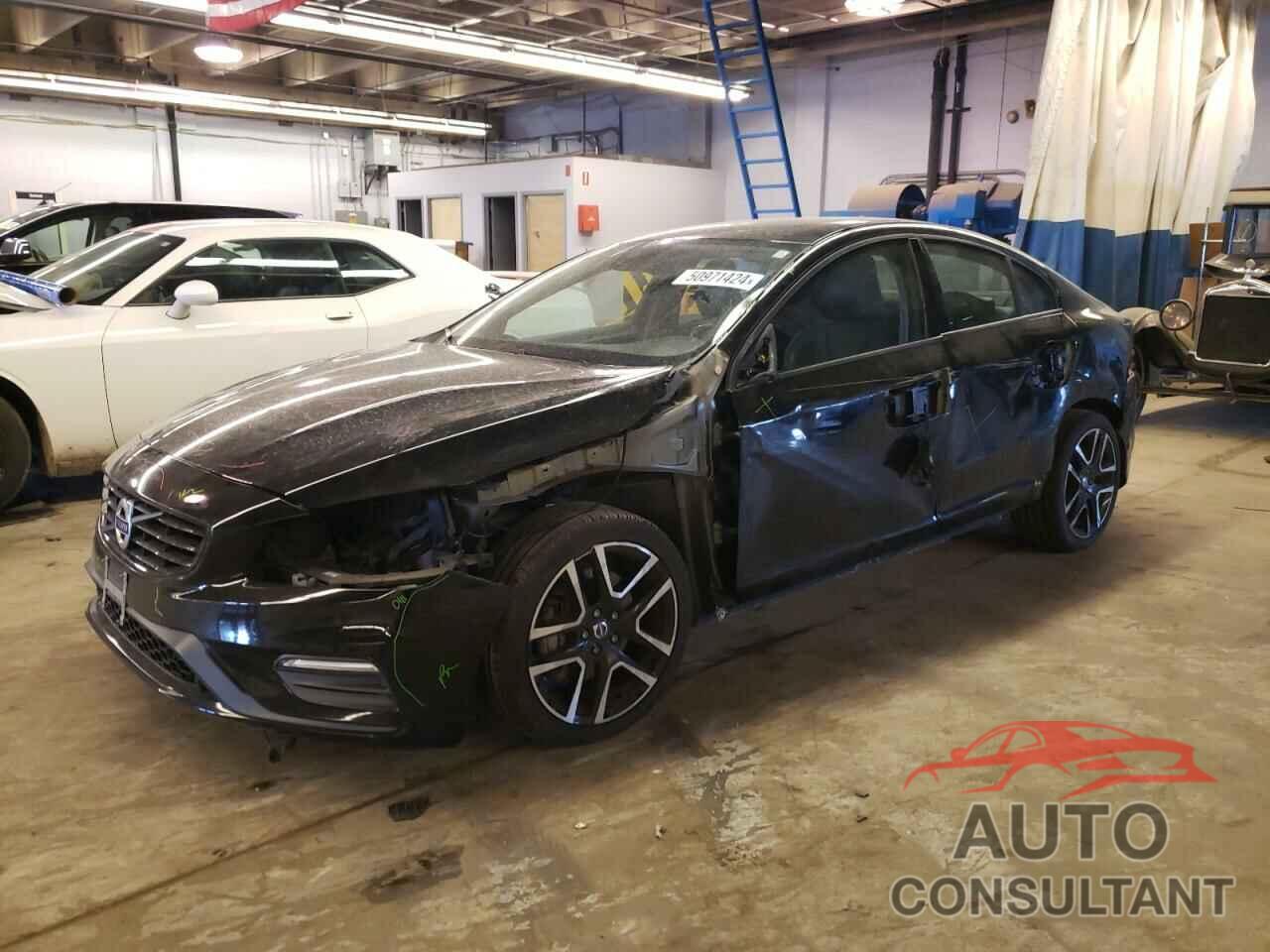 VOLVO S60 2018 - YV140MTL0J2461780