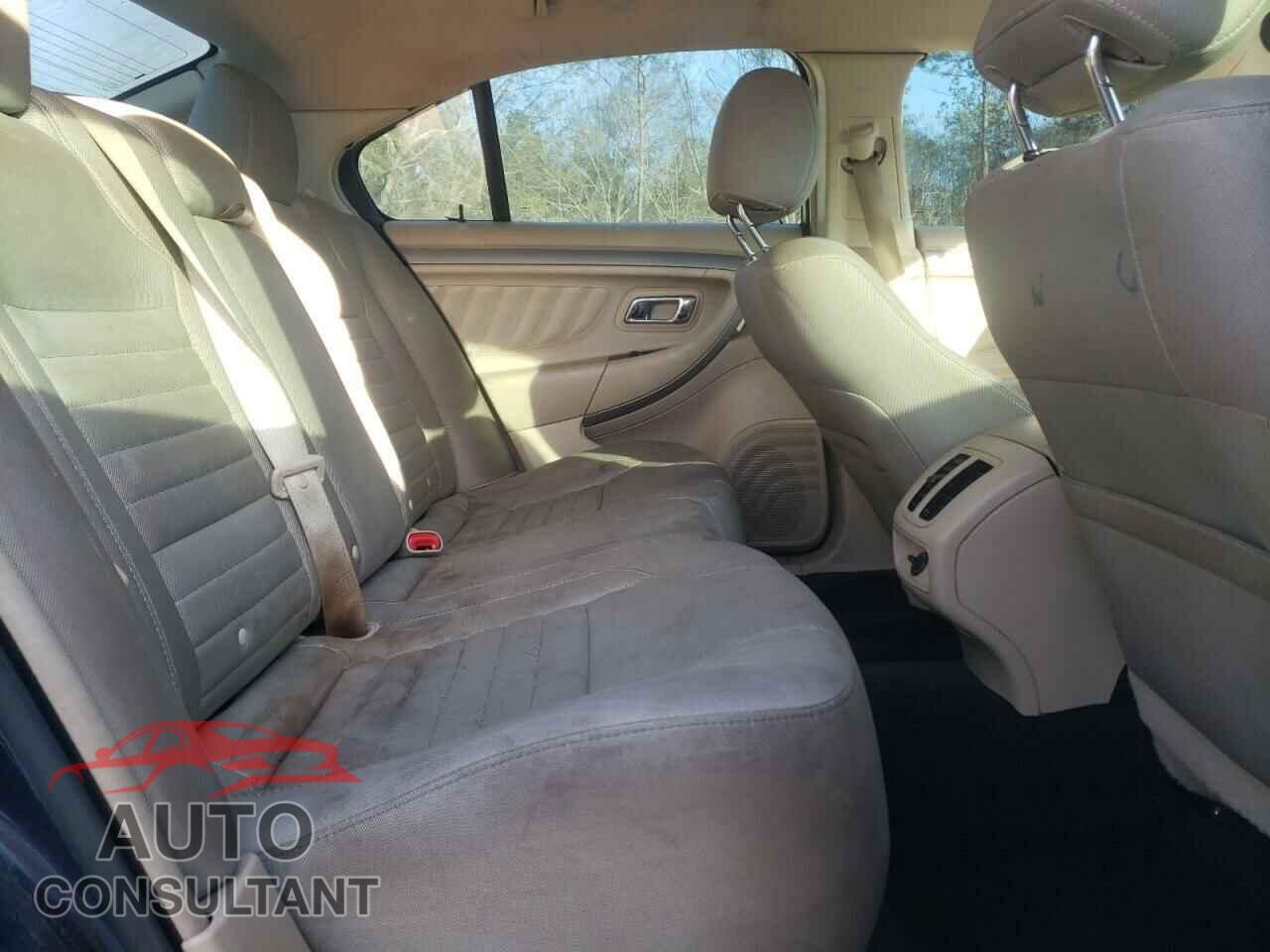 FORD TAURUS 2017 - 1FAHP2D98HG128546