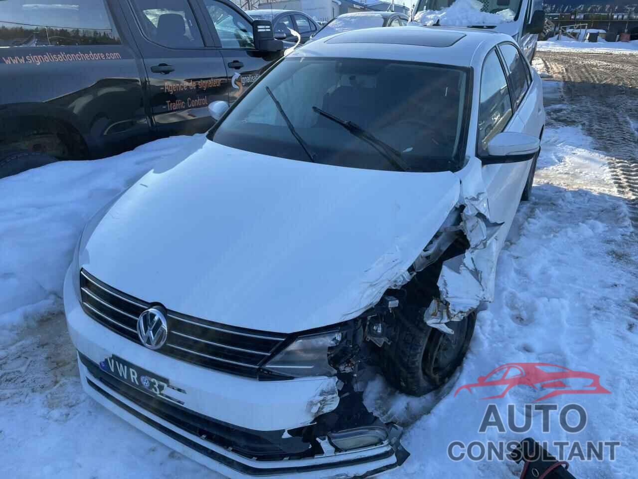 VOLKSWAGEN JETTA 2015 - 3VWLA7AJ4FM204099