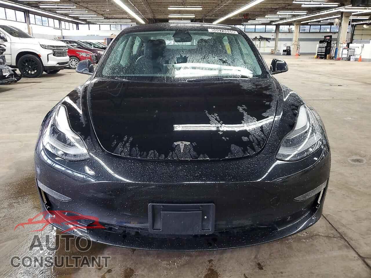 TESLA MODEL 3 2022 - 5YJ3E1EA2NF303912
