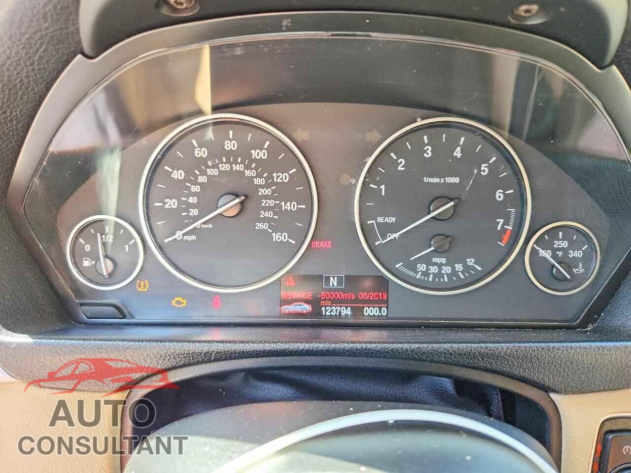 BMW 3 SERIES 2012 - WBA3A5C56CF343747