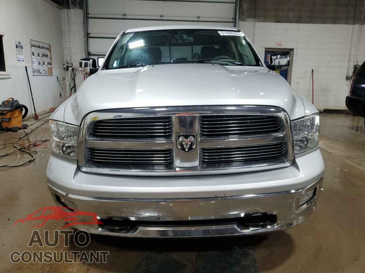 DODGE RAM 1500 2012 - 1C6RD7LT2CS310645