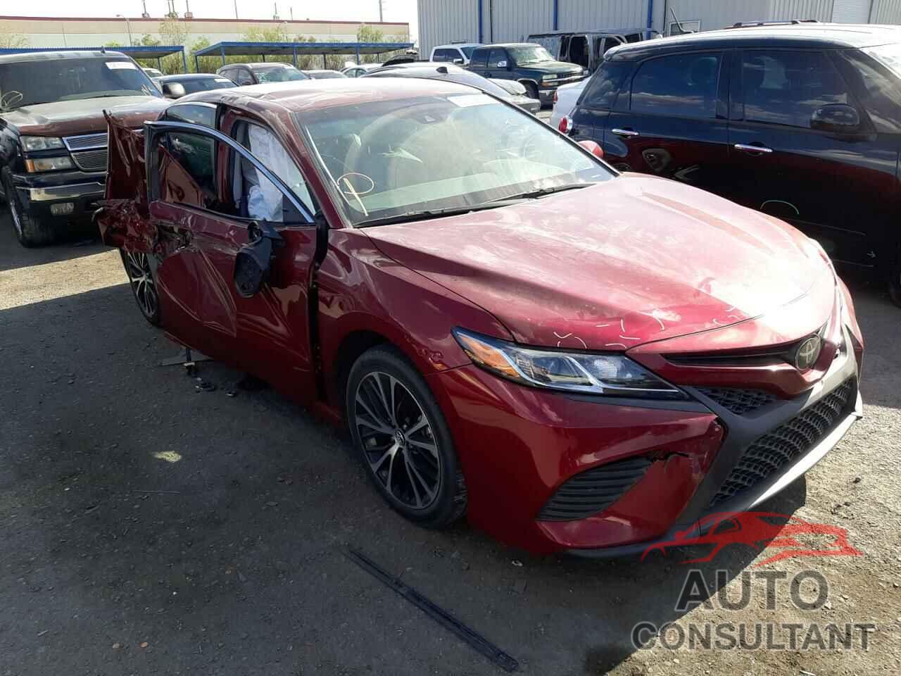 TOYOTA CAMRY 2018 - 4T1B11HK9JU612530