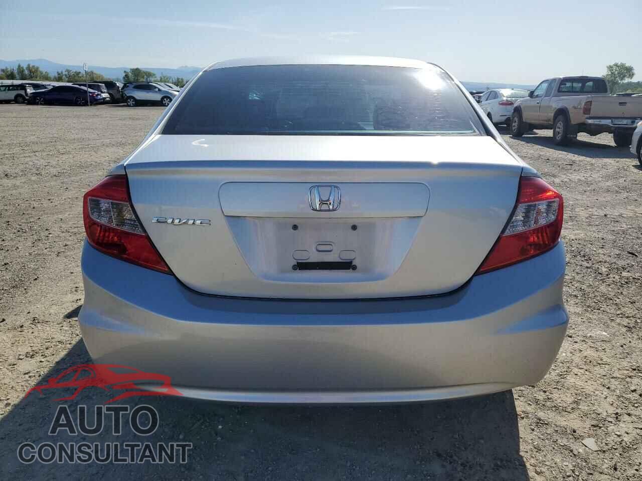 HONDA CIVIC 2012 - 19XFB2F84CE382011