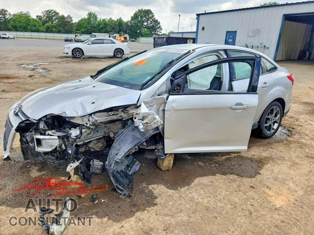 FORD FOCUS 2014 - 1FADP3F21EL337330