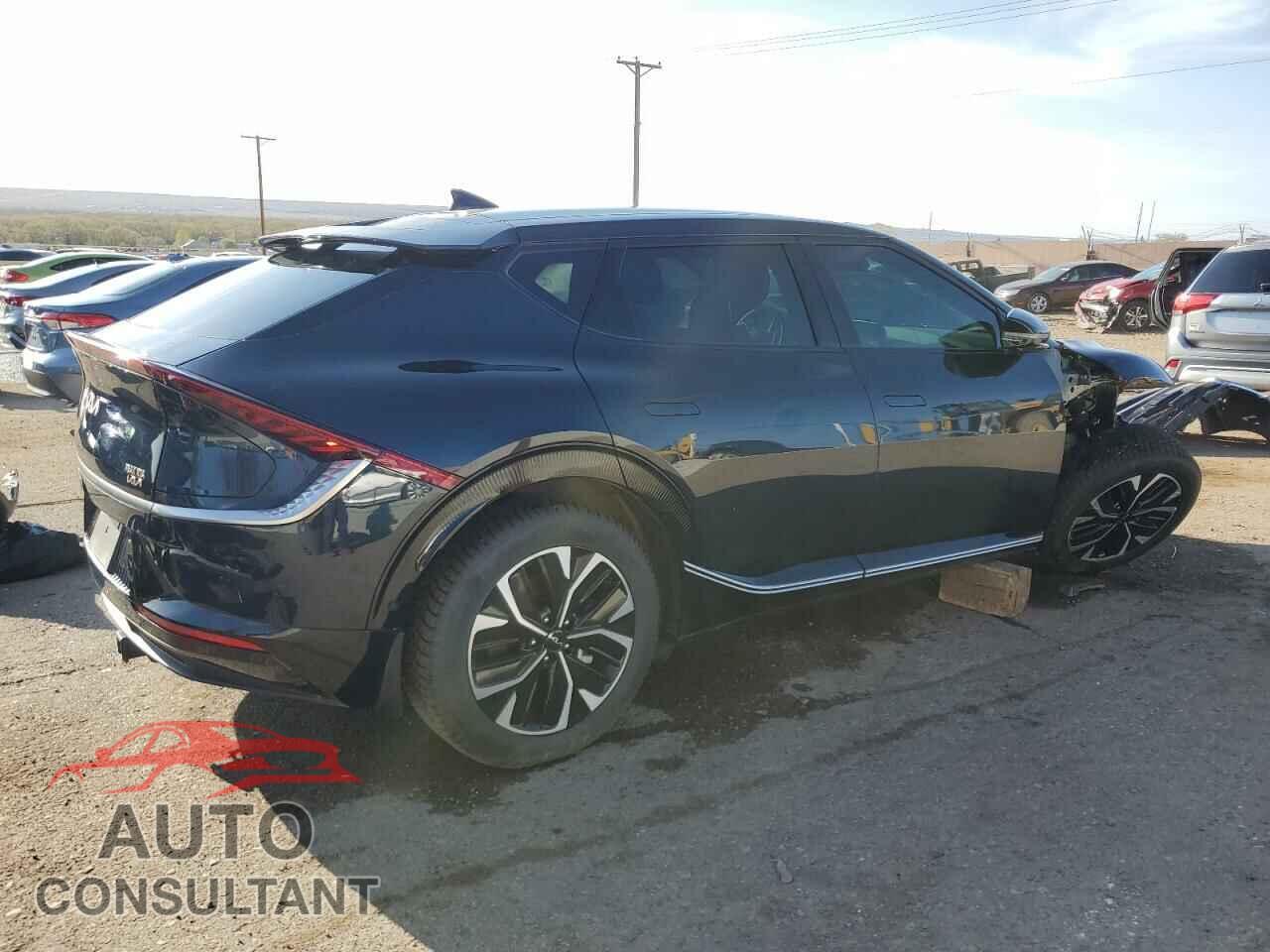 KIA EV6 LIGHT 2023 - KNDC3DLC8P5092361