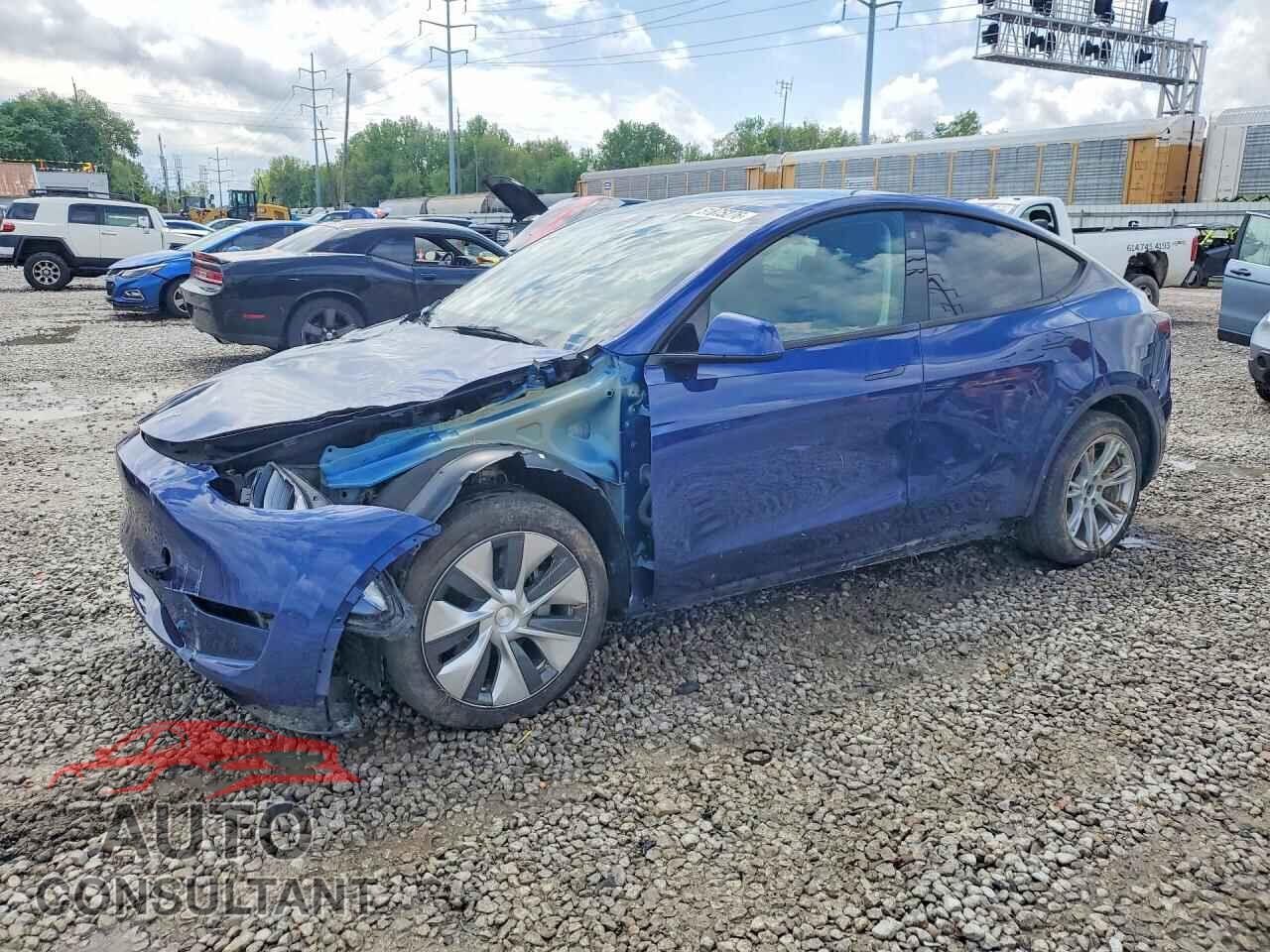 TESLA MODEL Y 2023 - 7SAYGDEEXPF703856