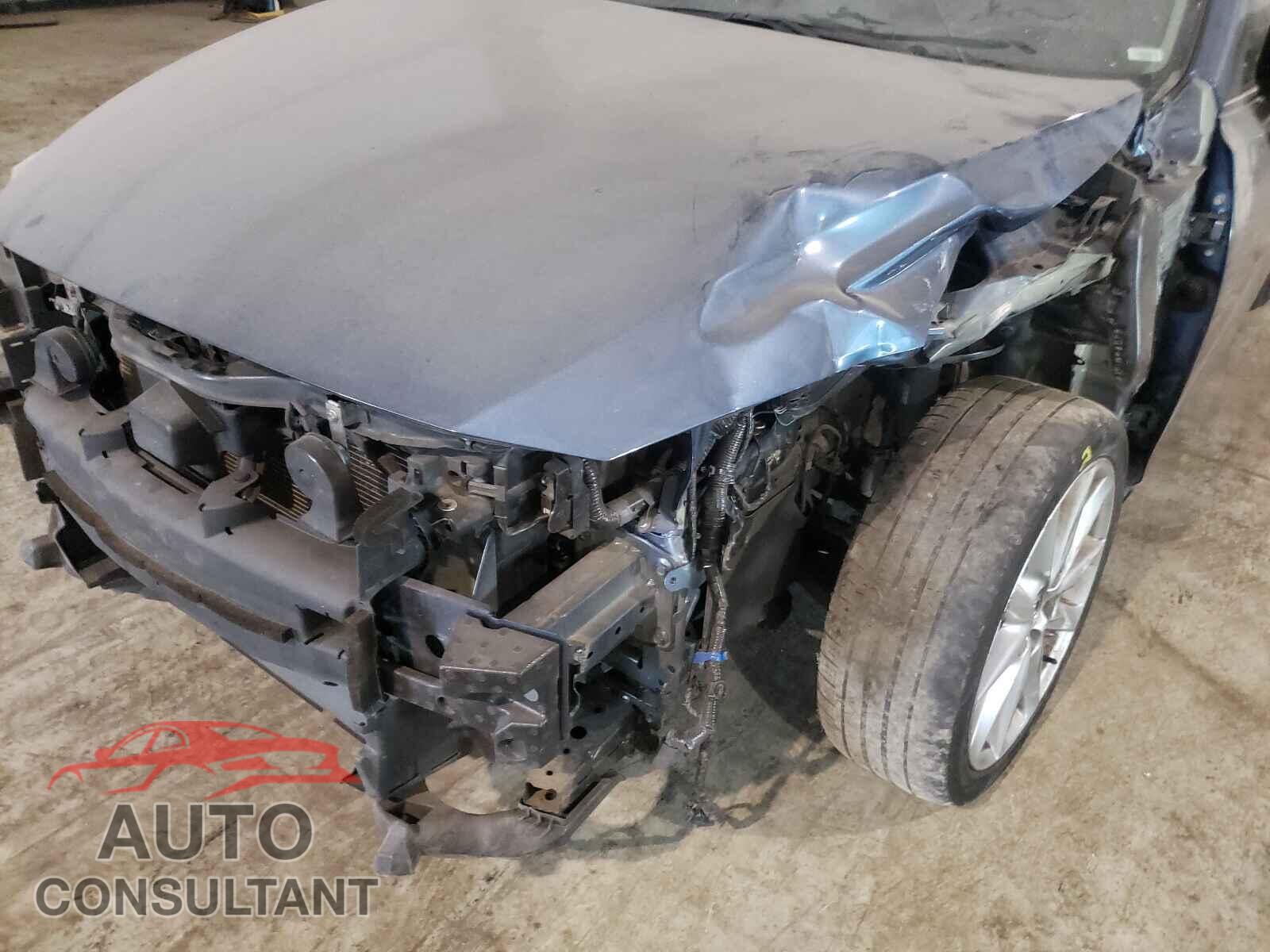 MAZDA 3 2017 - 3MZBN1V71HM111684