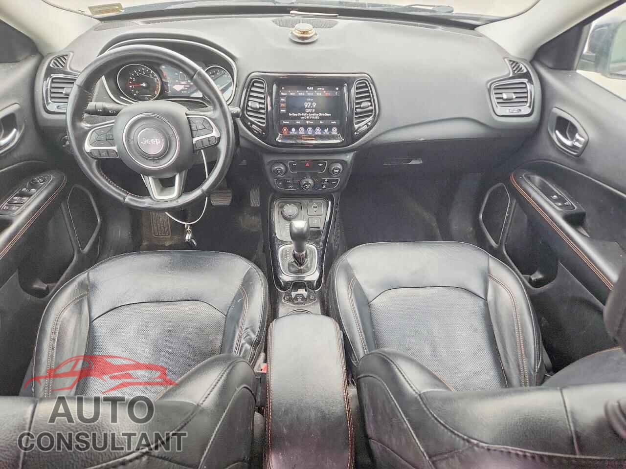JEEP COMPASS 2020 - 3C4NJDCB3LT151932