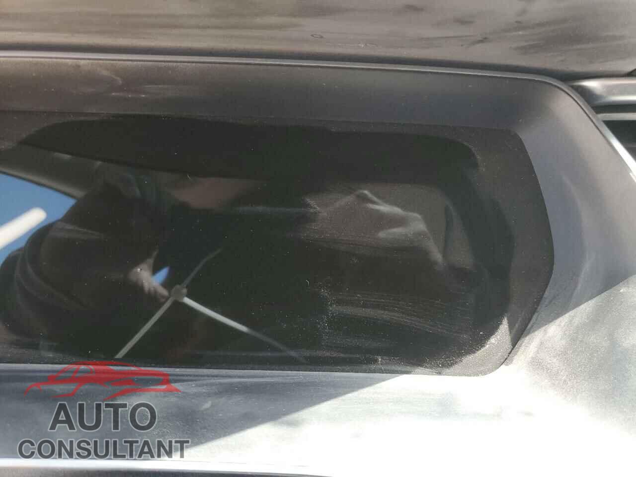 TESLA MODEL S 2014 - 5YJSA1H18EFP49002