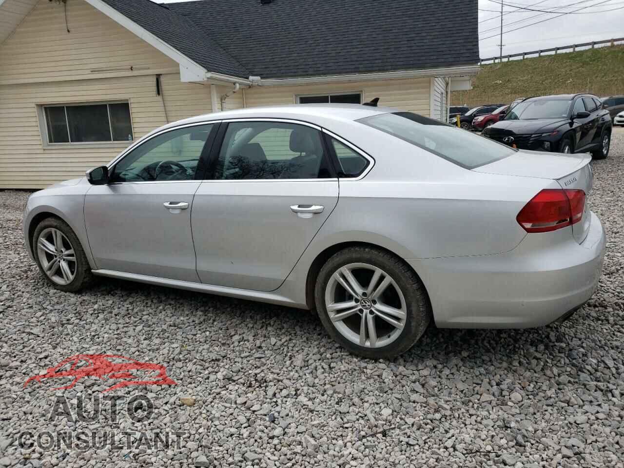 VOLKSWAGEN PASSAT 2014 - 1VWBP7A30EC003652