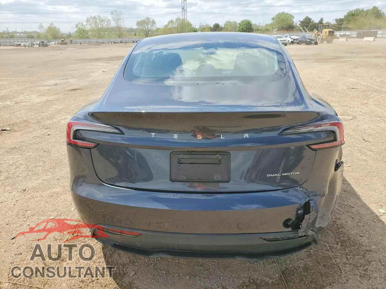 TESLA MODEL 3 2024 - 5YJ3E1EB6RF736518