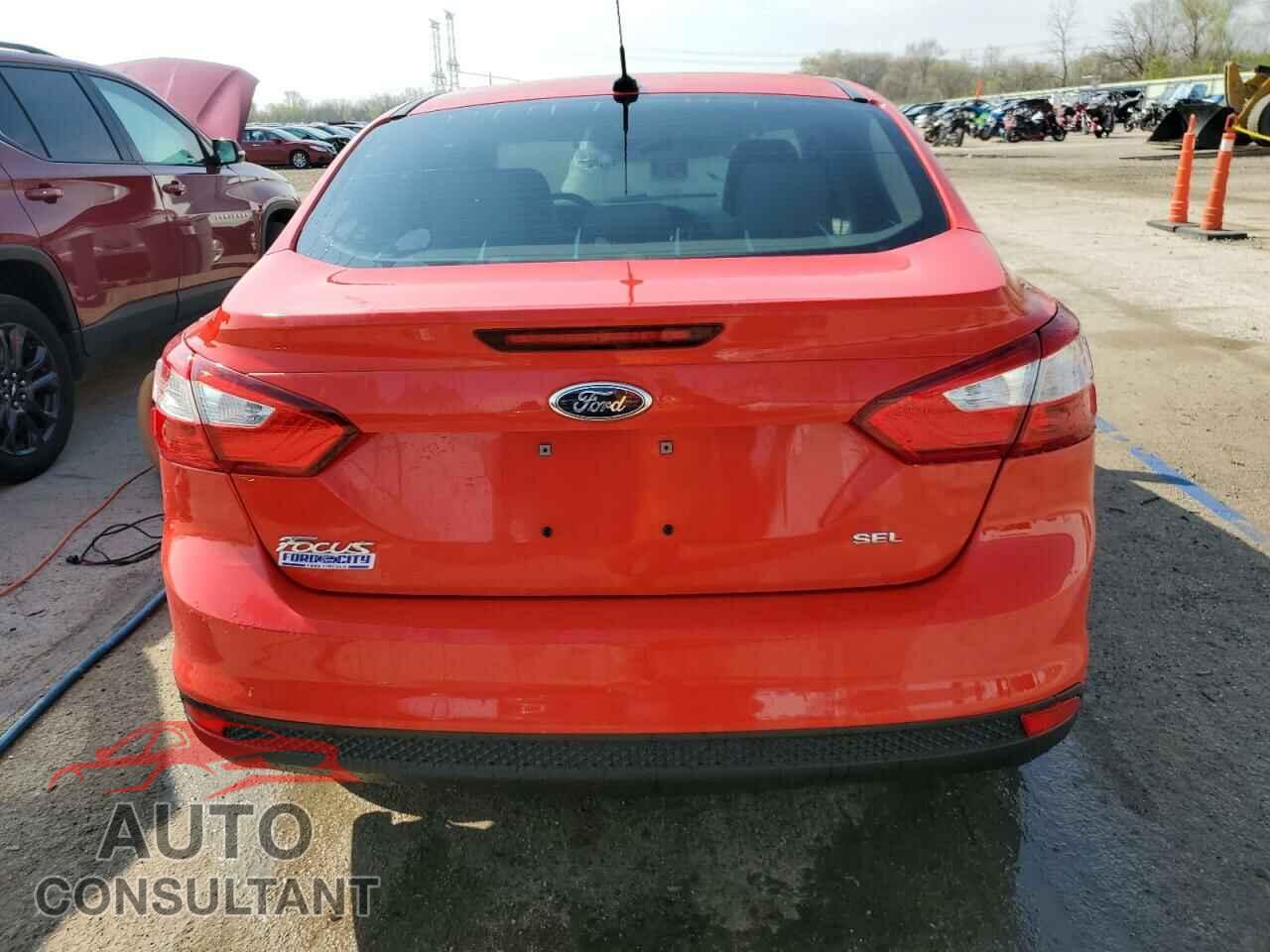 FORD FOCUS 2012 - 1FAHP3H27CL405898