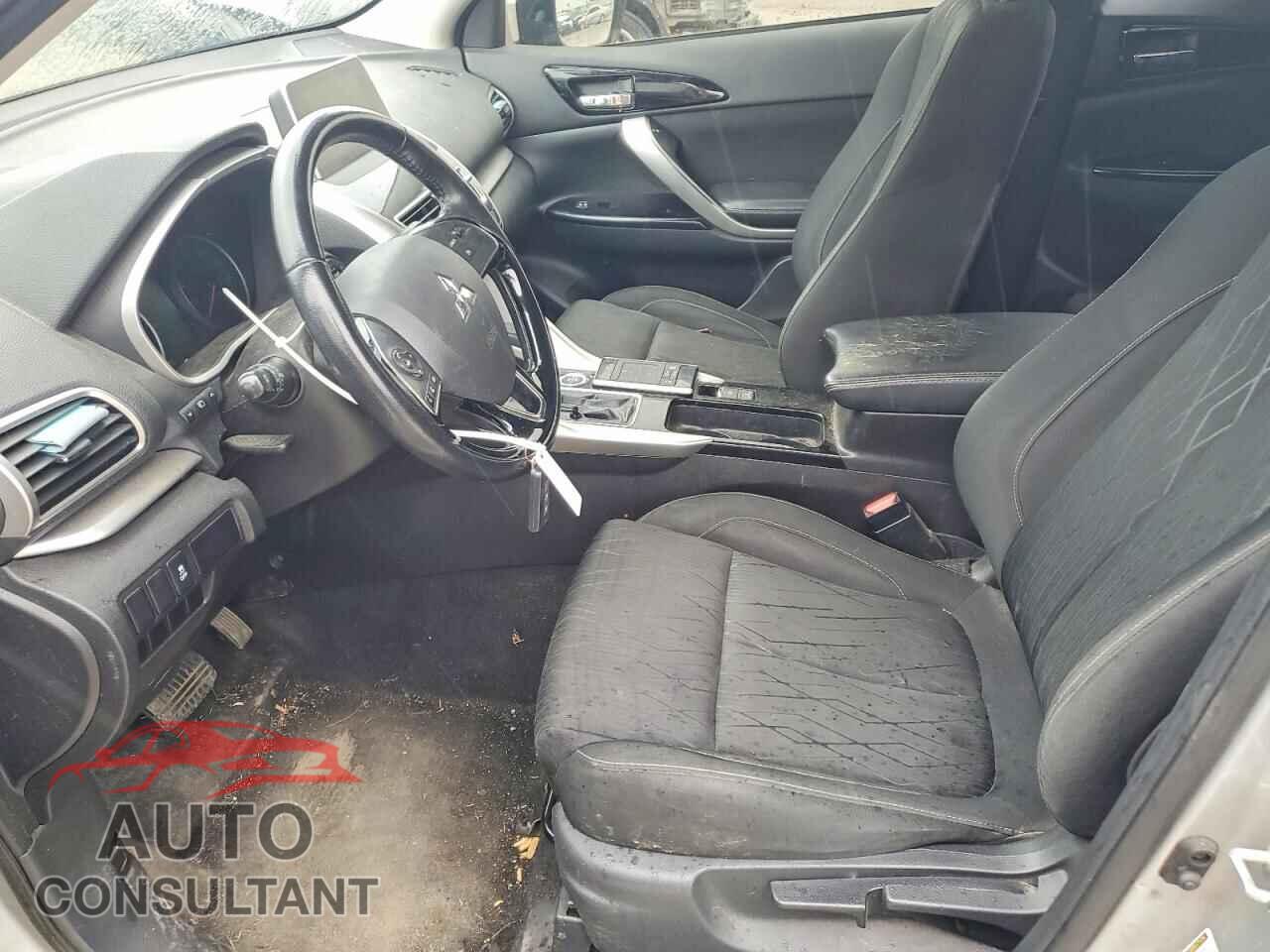 MITSUBISHI ECLIPSE 2018 - JA4AT5AA2JZ037476