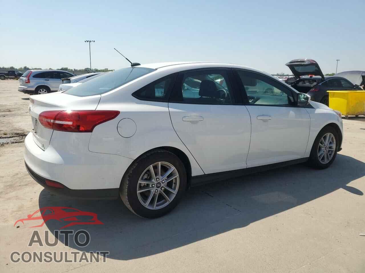 FORD FOCUS 2018 - 1FADP3FE6JL293572