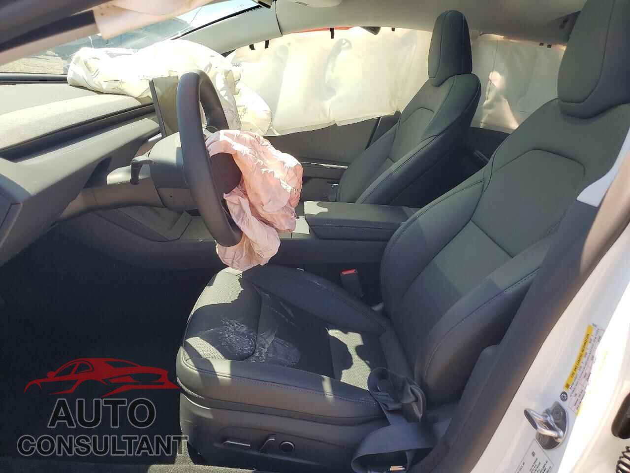 TESLA MODEL 3 2026 - 5YJ3E1EA2TF155161