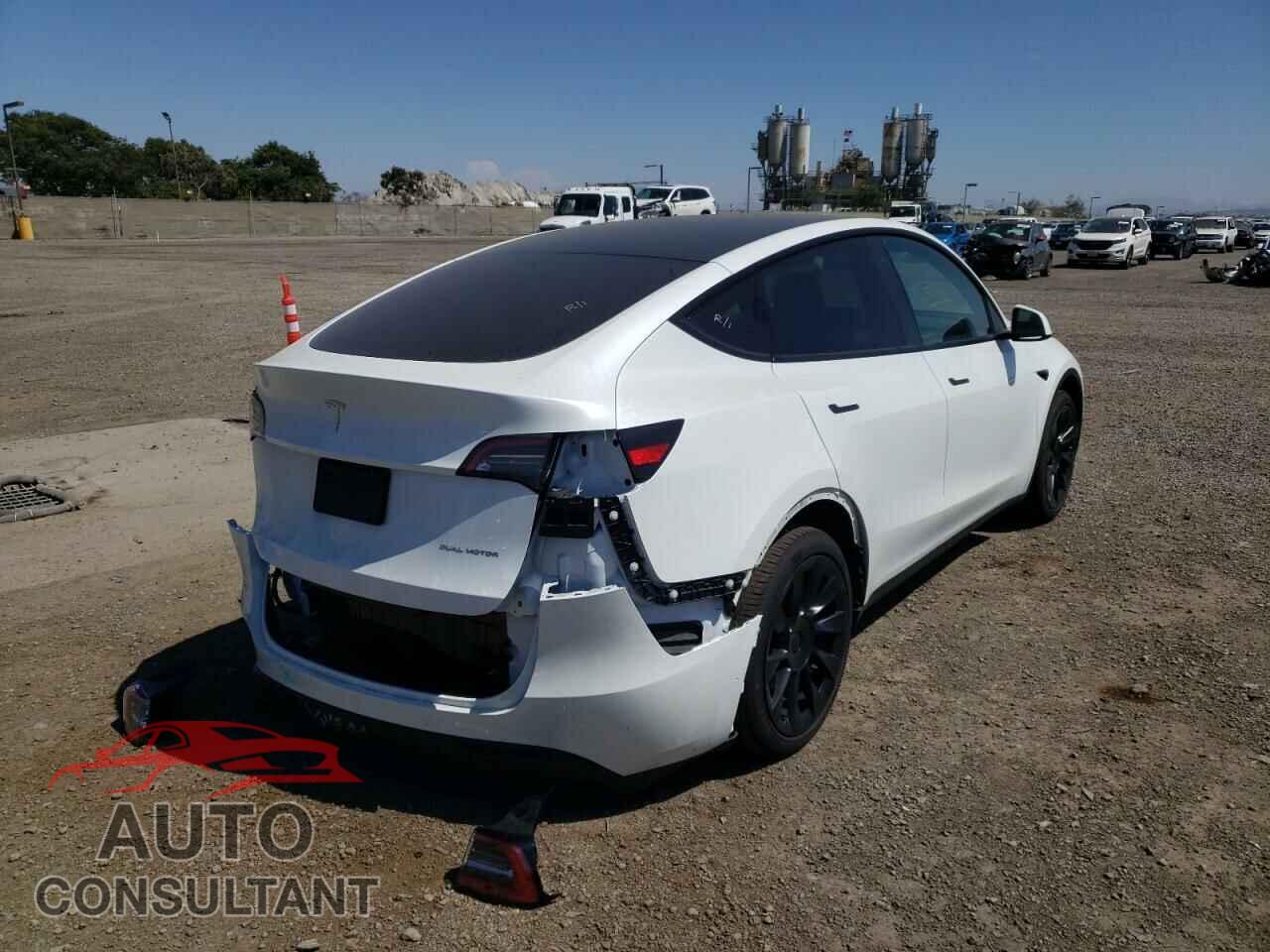 TESLA MODEL Y 2021 - 5YJYGDEEXMF229285