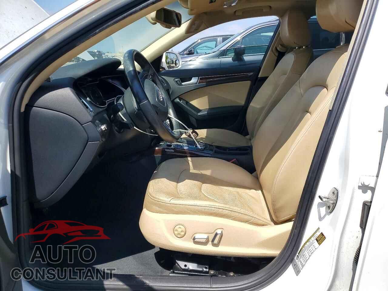 AUDI A4 2013 - WAUEFAFL2DN018940