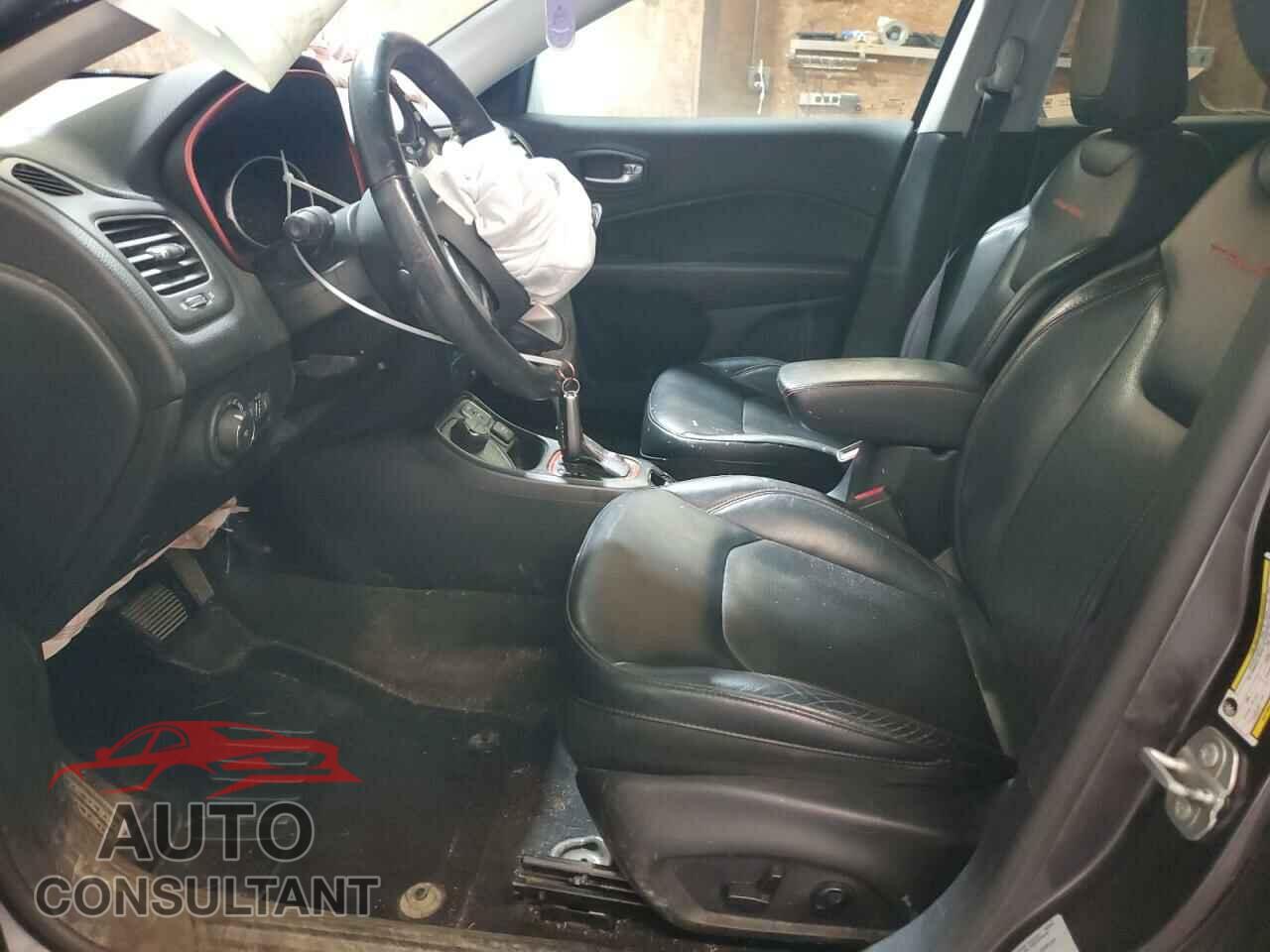 JEEP COMPASS 2017 - 3C4NJDDB2HT607053