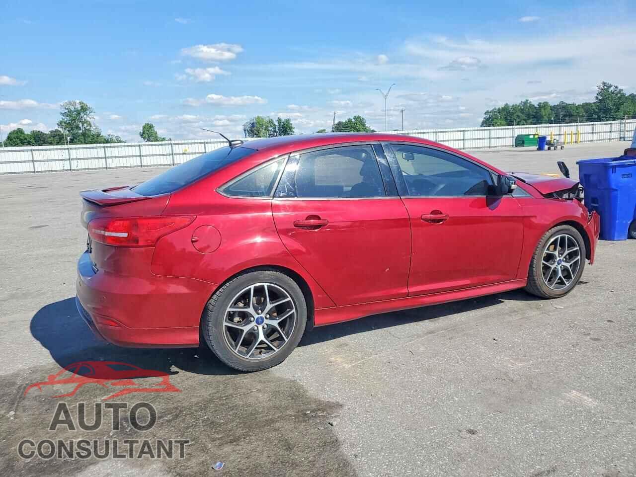 FORD FOCUS 2015 - 1FADP3F29FL338727