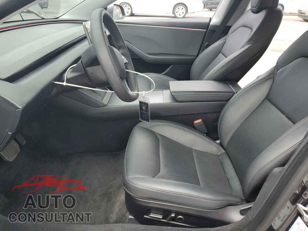 TESLA MODEL 3 2024 - 5YJ3E1EA1RF743321