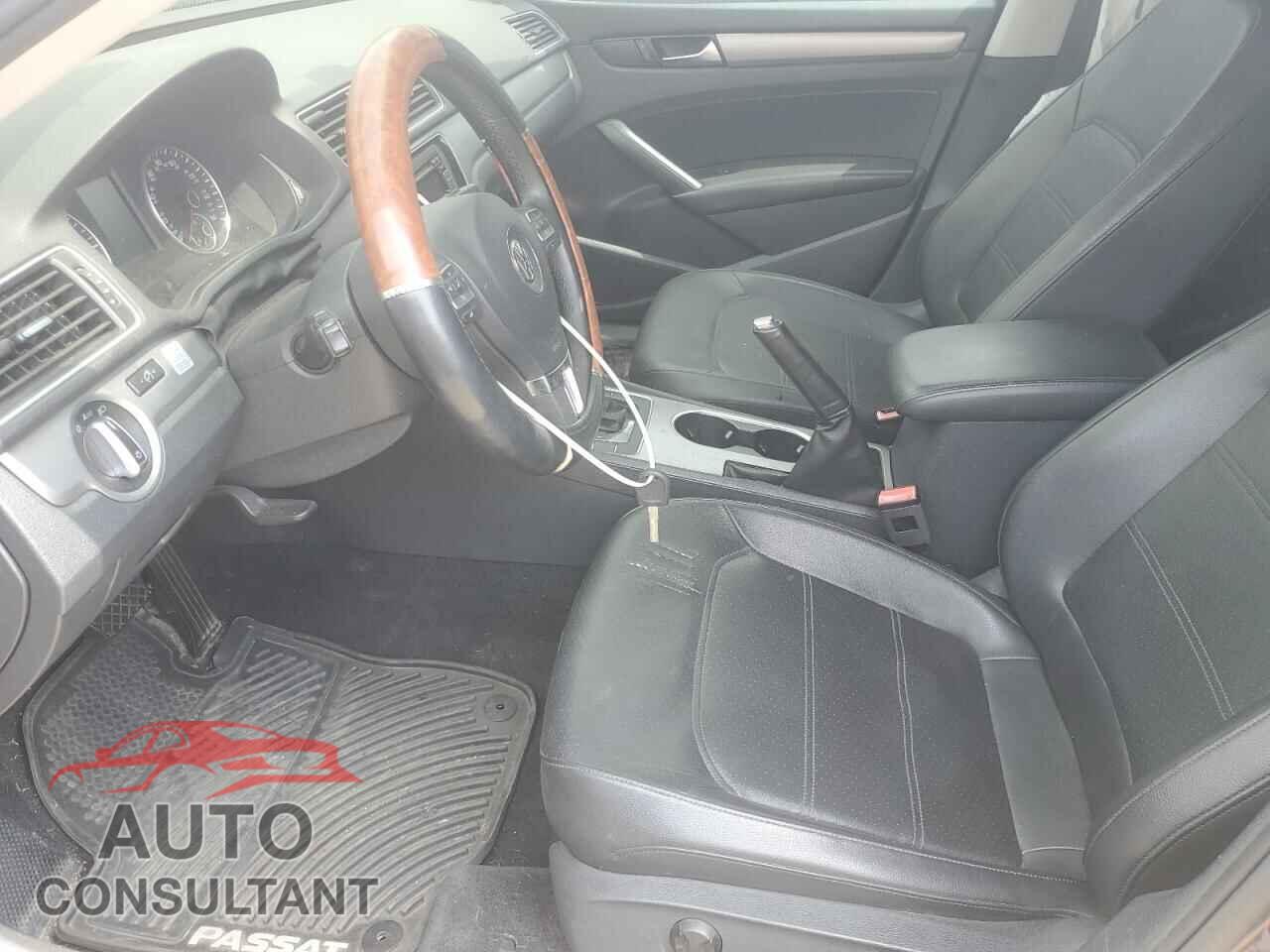 VOLKSWAGEN PASSAT 2014 - 1VWBN7A36EC002513