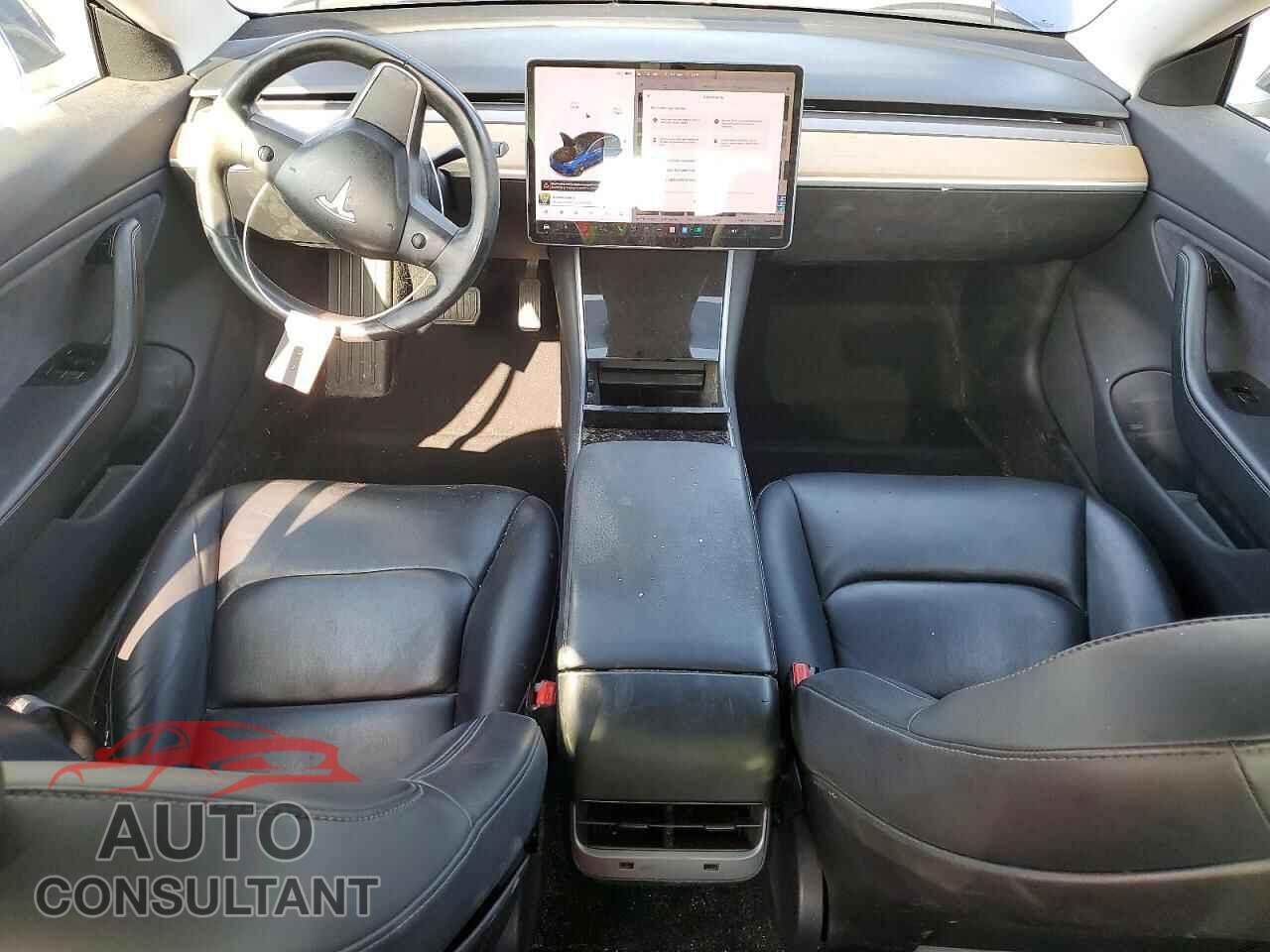 TESLA MODEL 3 2018 - 5YJ3E1EB4JF105335