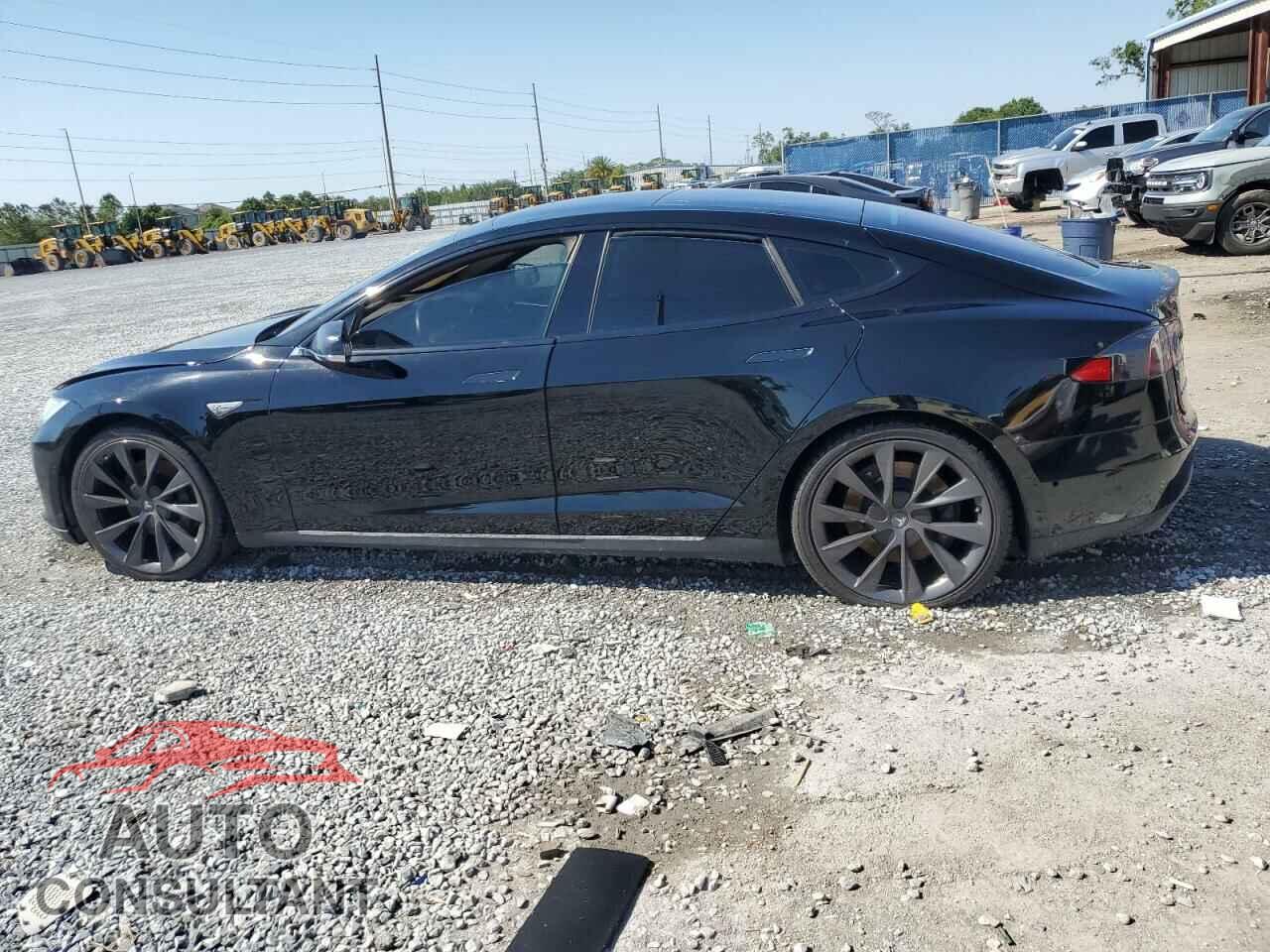 TESLA MODEL S 2015 - 5YJSA1E25FF108839