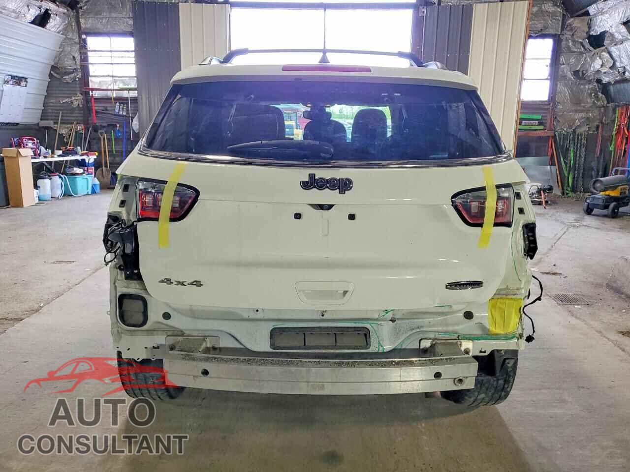 JEEP COMPASS 2020 - 3C4NJDBB2LT239727