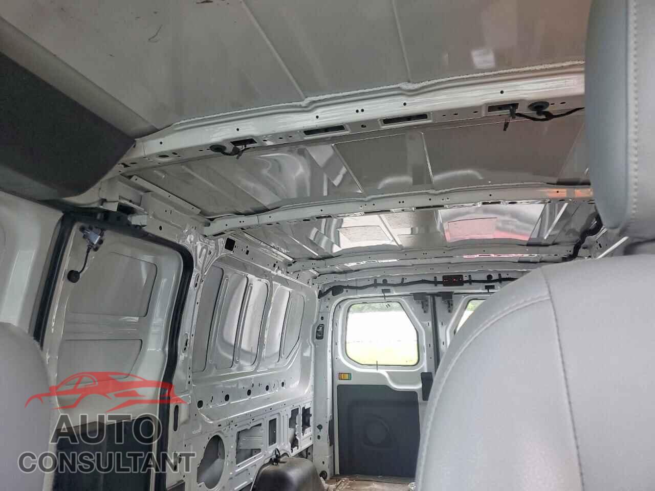 FORD TRANSIT 2018 - 1FTYR2ZM7JKA08130