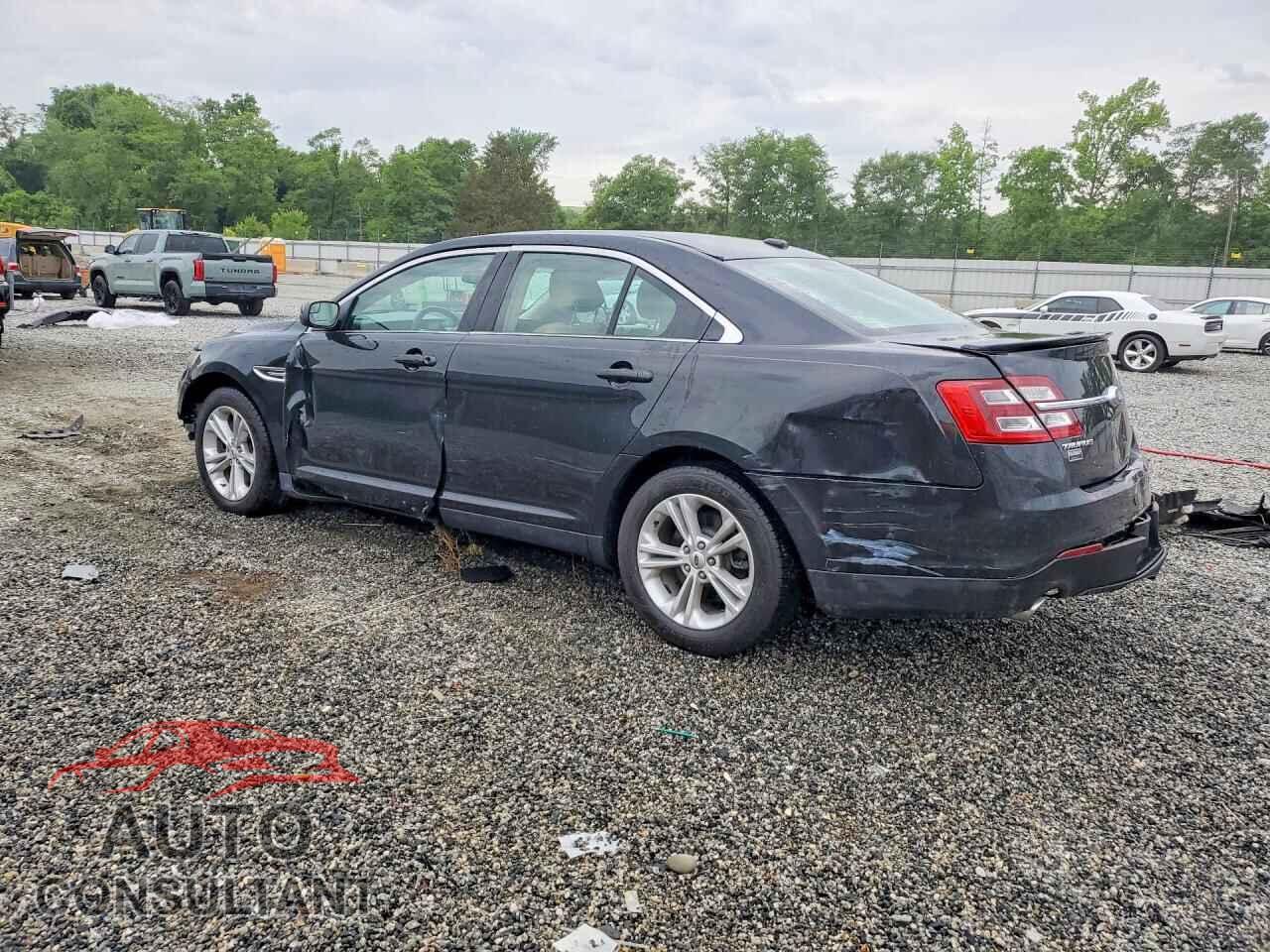 FORD TAURUS 2015 - 1FAHP2E83FG189614