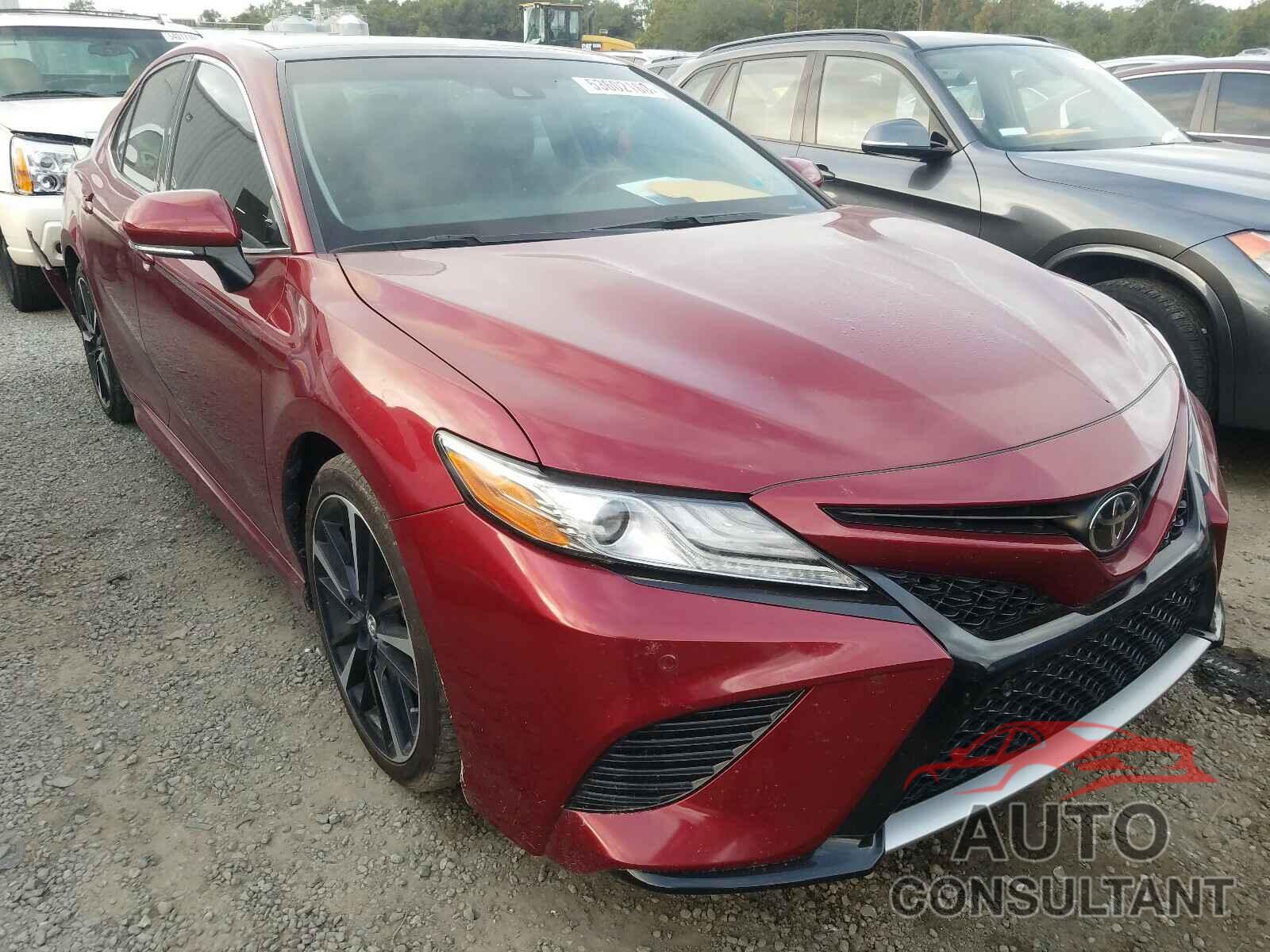 TOYOTA CAMRY 2018 - 4T1B61HK7JU547677