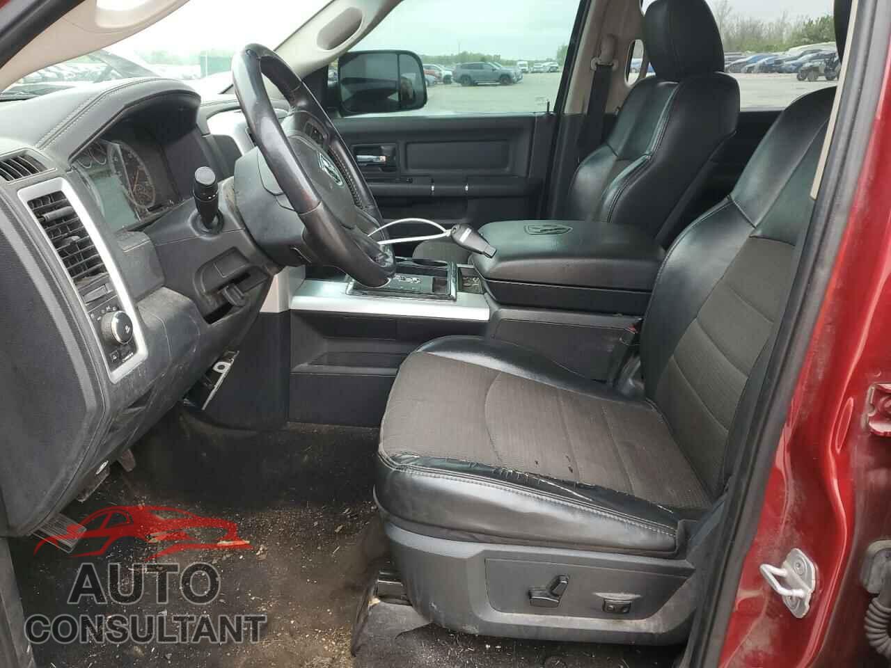 DODGE RAM 1500 2012 - 1C6RD7MT3CS316940