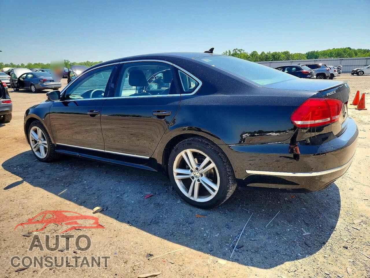 VOLKSWAGEN PASSAT 2014 - 1VWCN7A30EC007792