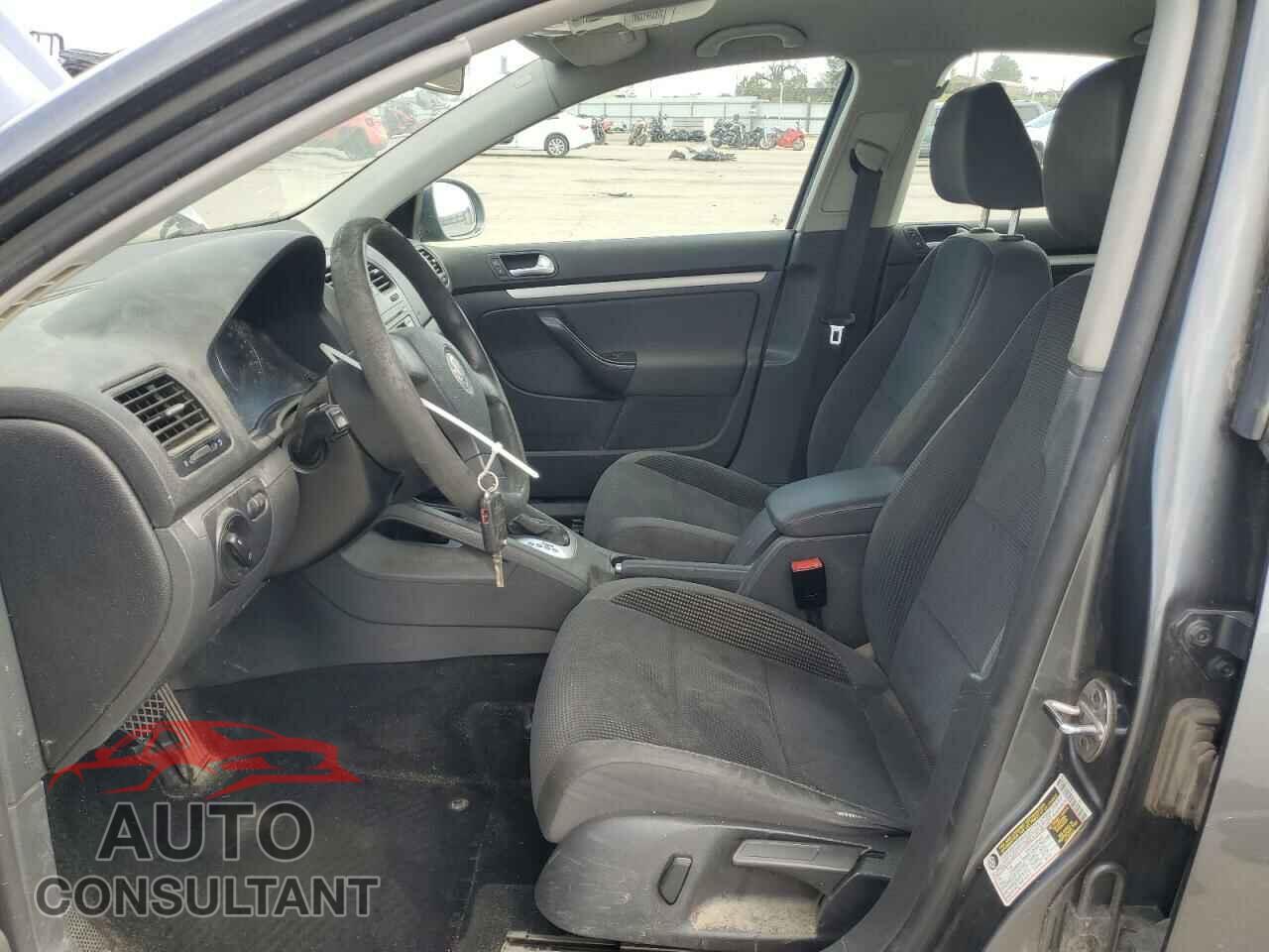 VOLKSWAGEN JETTA 2009 - 3VWJM71K59M007776