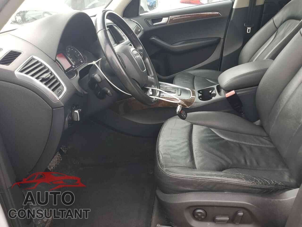 AUDI Q5 2011 - WA1CFAFP3BA051909