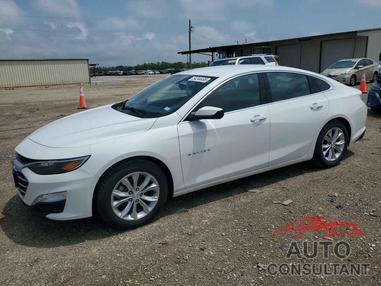 CHEVROLET MALIBU 2022 - 1G1ZD5ST4NF174702