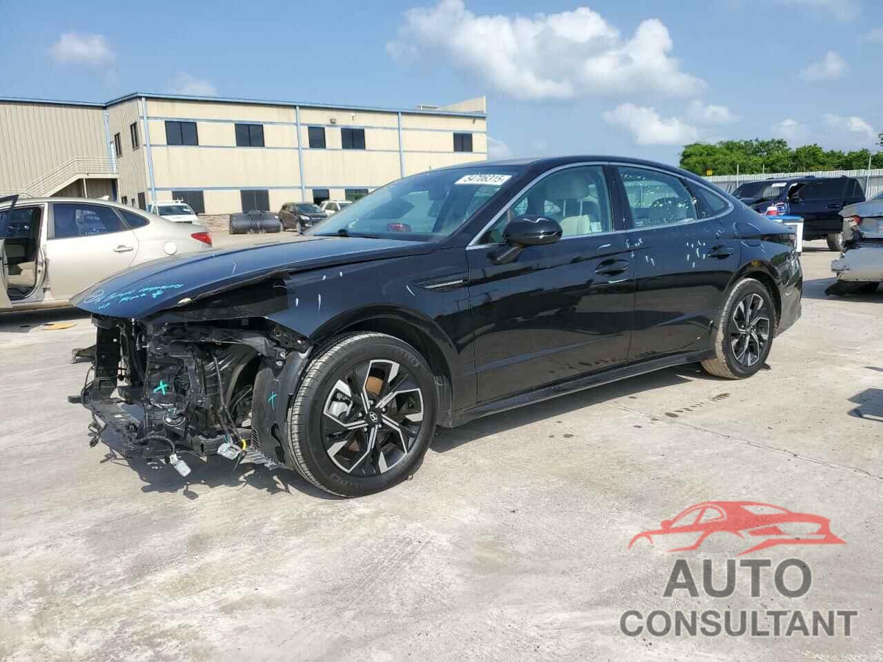 HYUNDAI SONATA 2024 - KMHL64JA0RA375268