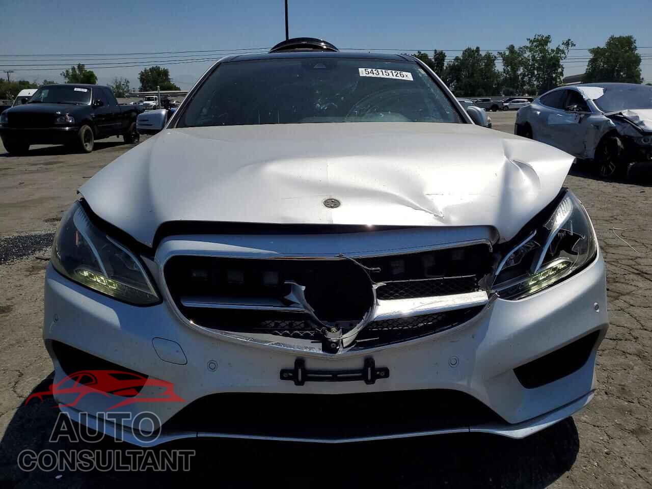 MERCEDES-BENZ E-CLASS 2015 - WDDHF5KB3FB113411