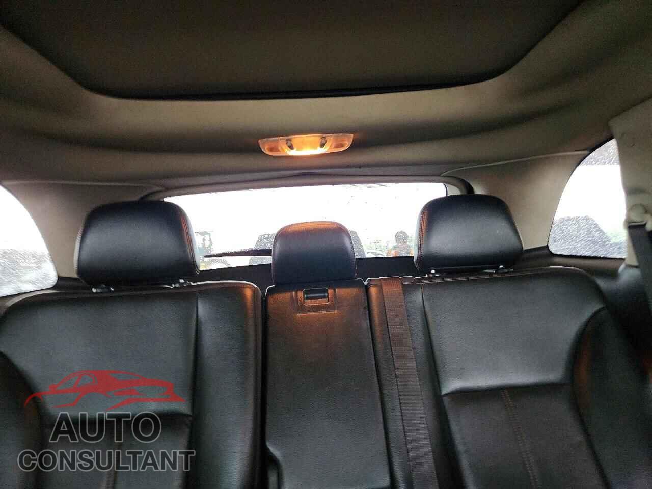 FORD EDGE 2011 - 2FMDK3JC5BBB07970